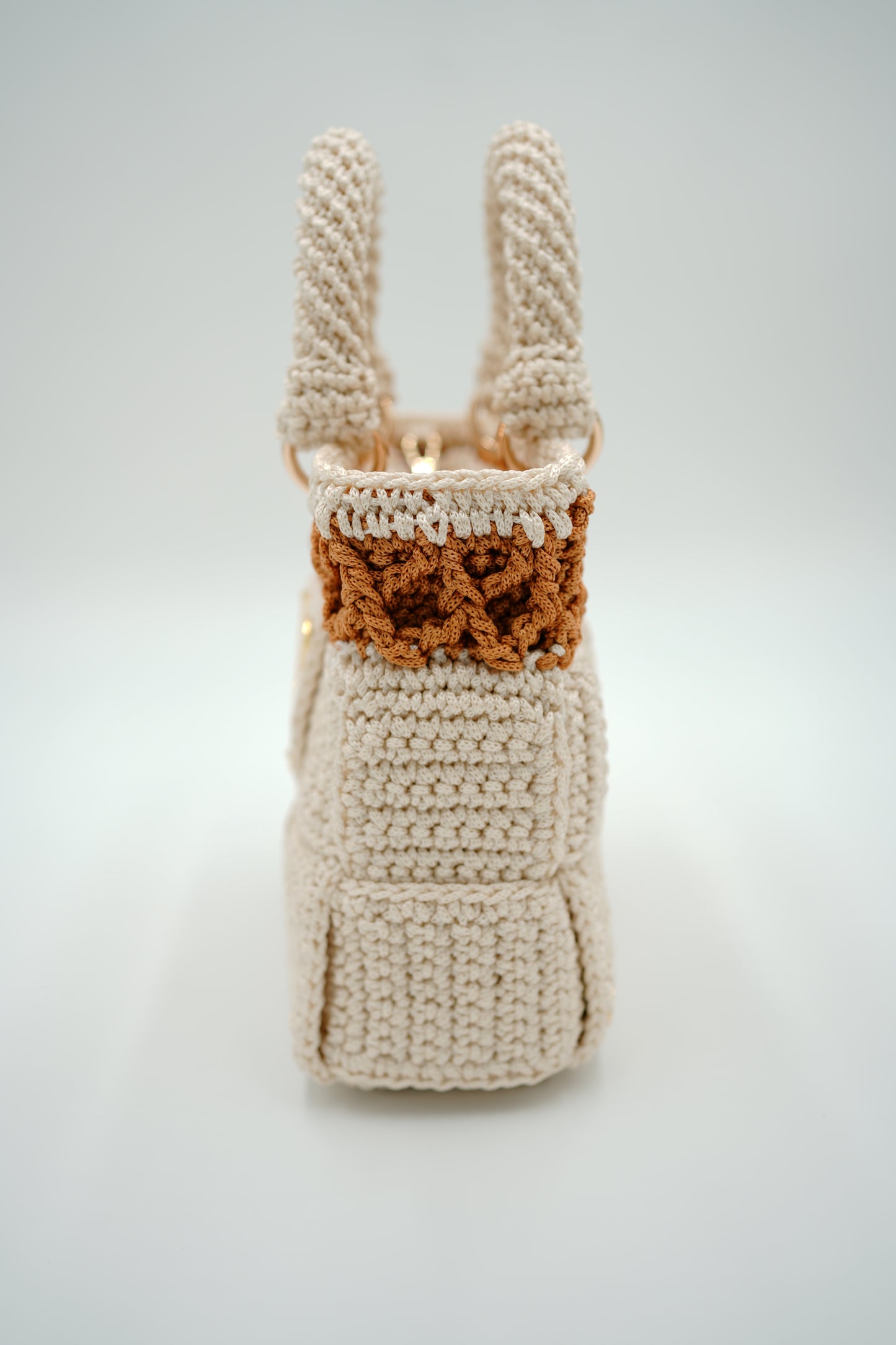 Exodus Off-White Goldenrod Stripe