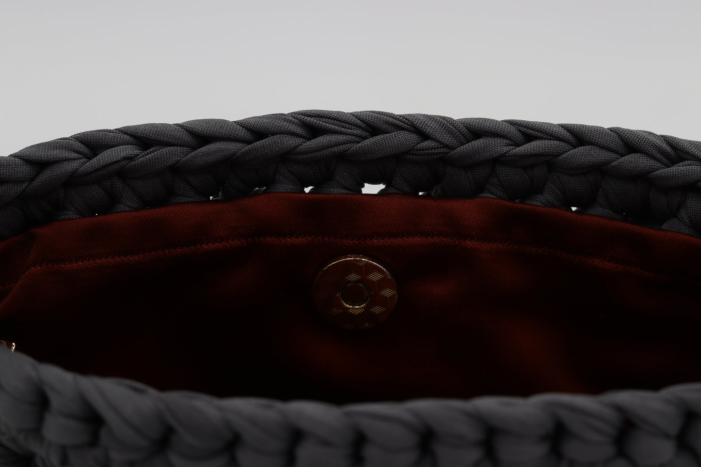 Genesis Grey Full